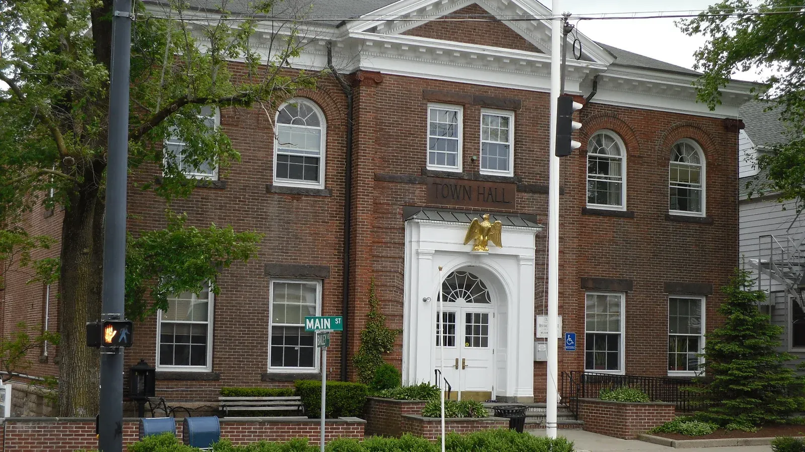 Ridgefield Town Hall, a brick Georgian building on Main Street